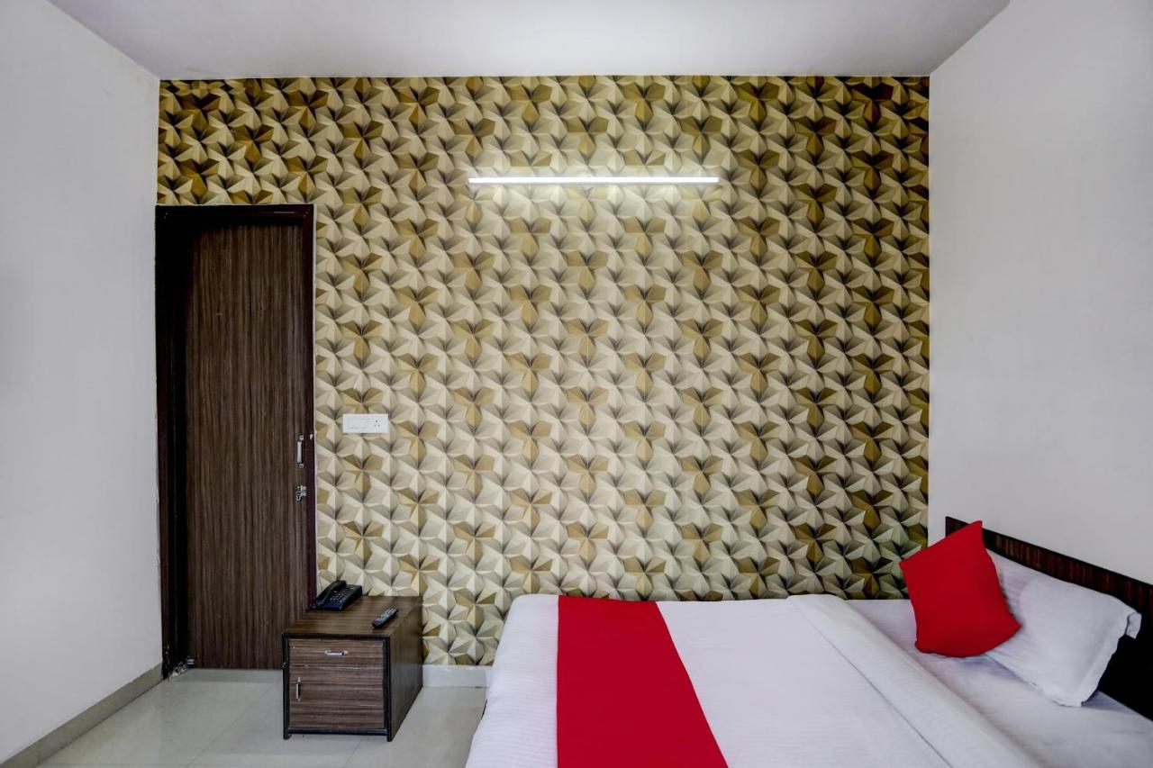 Hotel O Blissbourn نيودلهي المظهر الخارجي الصورة