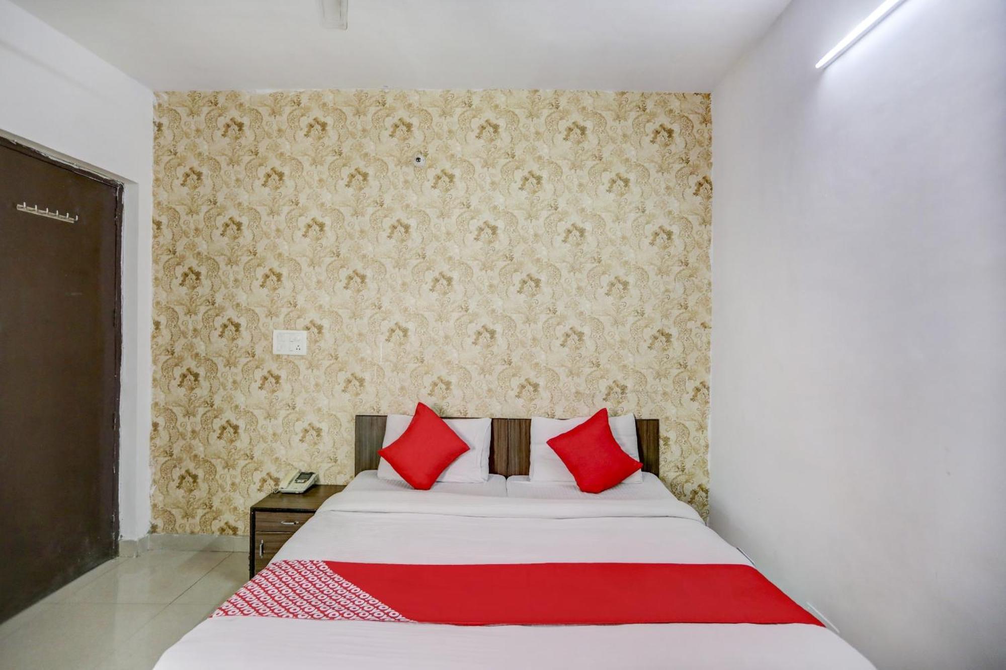 Hotel O Blissbourn نيودلهي المظهر الخارجي الصورة